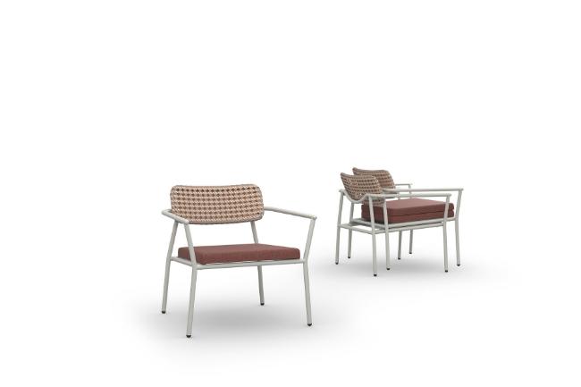 MNPT002 DiManaMana PATTERN Lounge Chair, Champagne, Cranberry, Calathea